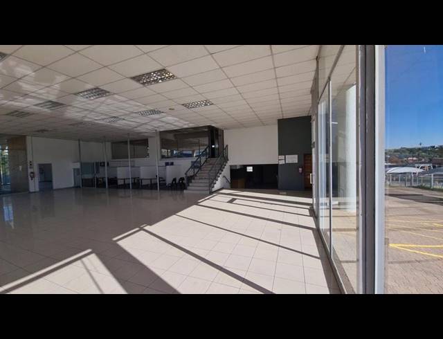 INDUSTRIAL PROPERTY TO RENT IN HALFWAY HOUSE